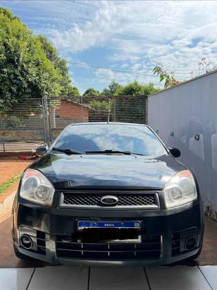 FORD FIESTA 1.0 MPI HATCH 8V FLEX 4P MANUAL FORD FIESTA 1.0 MPI HATCH 8V FLEX 4P MANUAL